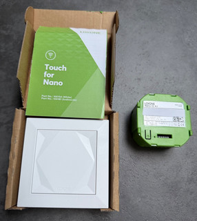 Loxone Nano IO Air 100153 mit Touch for Nano Weiß 100154