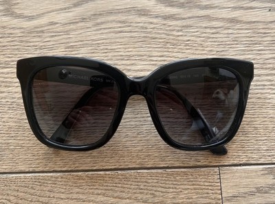 Michael Kors Damen San Marino Schwarze Sonnenbrille MK2163F 30058G 55