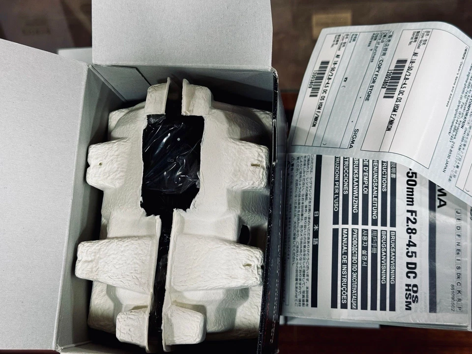 Sigma 18-50mm f/2.8-4.5 DC OS HSM Zoom Lens - Nikon - Image 4 of 4