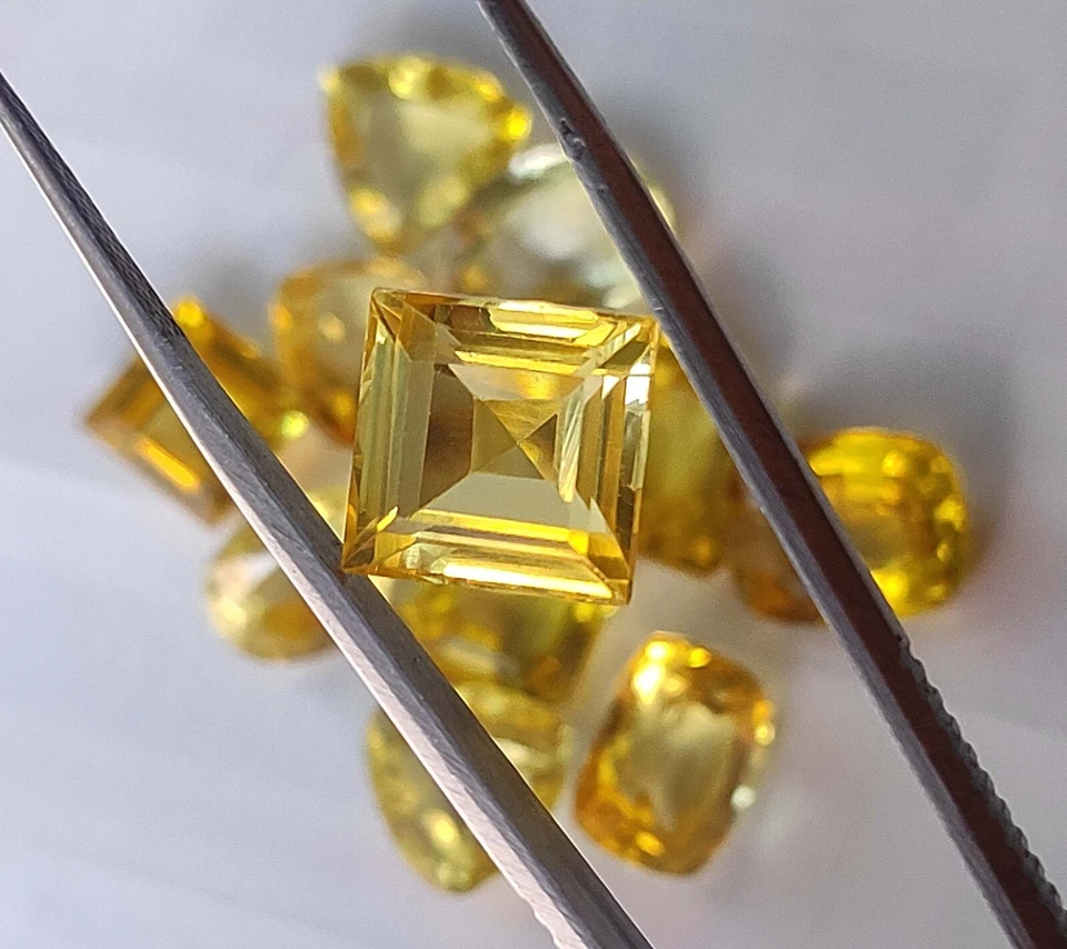 Natural 100 Cts 10-15 Pcs Yellow Sapphire Mix Cut CERTIFIED Loose Gemstone Lot - Image 4 of 4