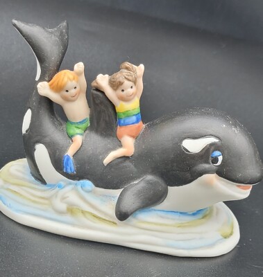Vtg 1982 Shamu Whale Friend Porcelain Figure Sea World Salem Towne Collectables 