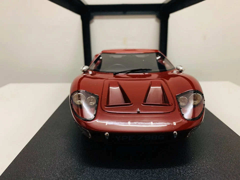 Cult Models! 1:18 Scale Resin Model Car Ford GT40 Mk III 1966 Maroon New in Box - Image 4 of 4