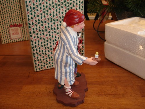 Department 56 All Through the House Christmas "Mama in her kerchief, Papa..." - Picture 2 of 5