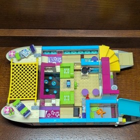 LEGO 41317 Friends Sunshine Catamaran 602pc  w/ instructions, no box