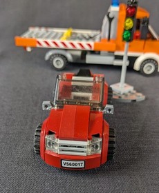 LEGO CITY: Flatbed Truck (60017) complete