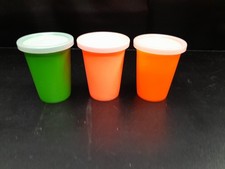 3 Vintage Cups. Tupperware 109 Bell Tumblers 7oz Cups With Lids