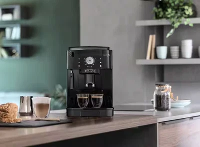 De'Longhi Magnifica S Smart ECAM230.13.B 1450W 1,8L Macchina Espresso con...