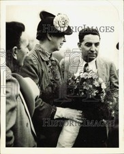 1939 Press Photo First Lady Eleanor Roosevelt Greeted in Reynosa, Mexico
