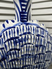 紺色 陶器製 花瓶 蝶と花の装飾 紺色 陶器製 花瓶 蝶と花の装飾 楽天