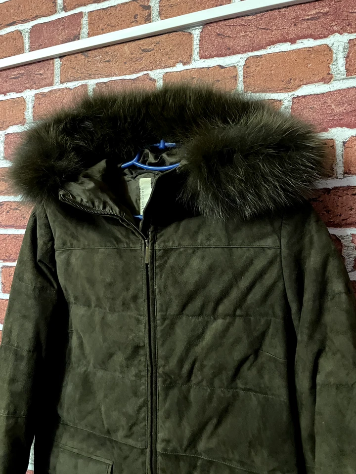 Max Mara Khaki Suede Silk Lined Lampo Down Zip Jacket Coat With Fur Hood Size 8 - Image 2 of 4