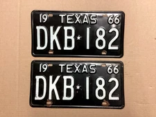 VINTAGE 1966 TEXAS LICENSE PLATE SET DKB 182 NICE ORIGINAL SET