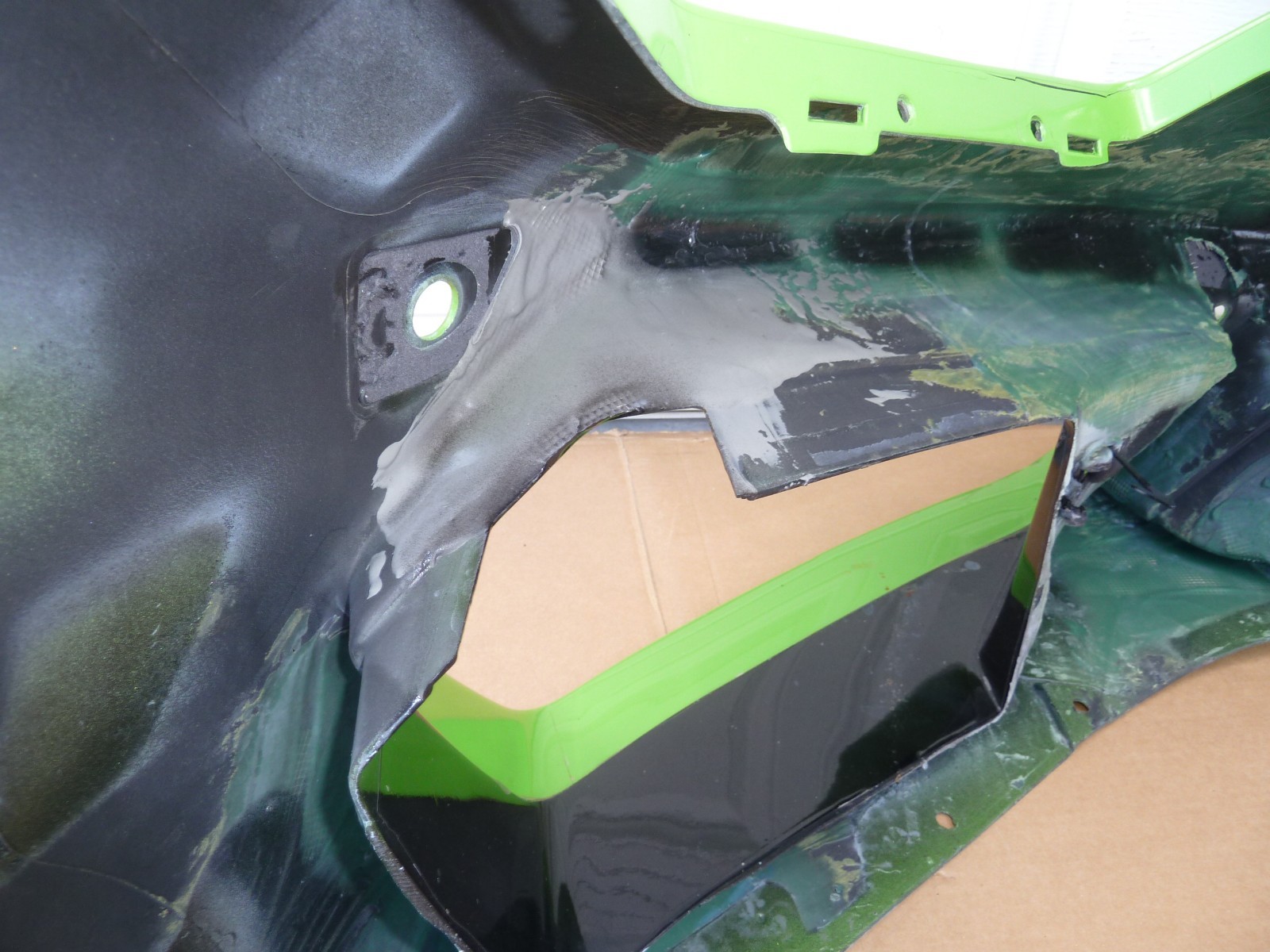 Lamborghini Huracan LP580 610 DAMAGED FRONT BUMPER COVER OEM Skin Facia