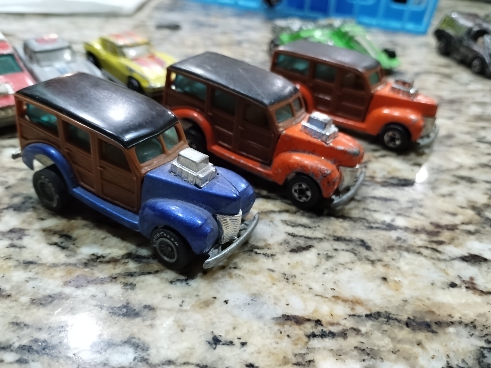 Picture 5 of 24