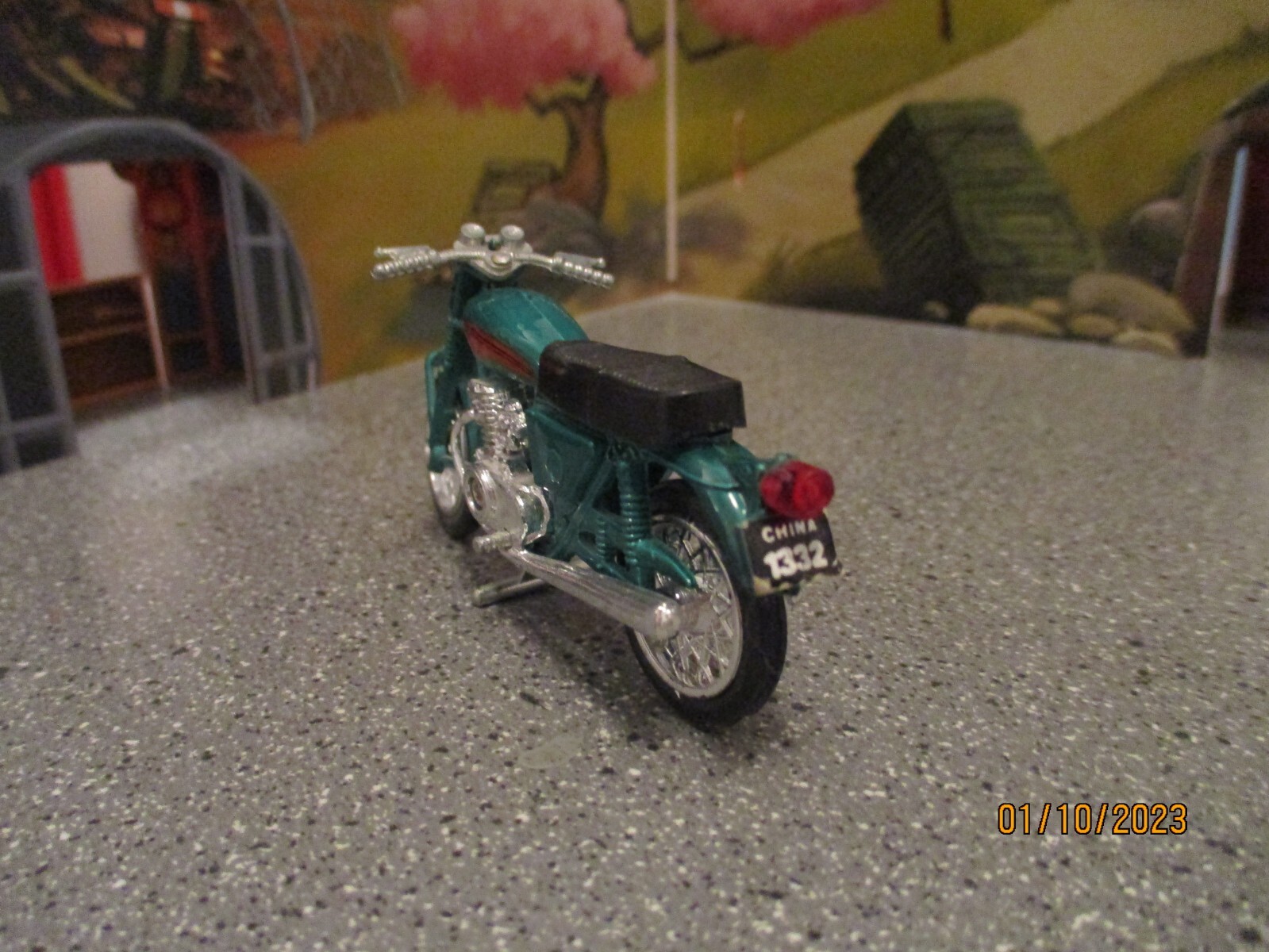 Picture 3 of 4