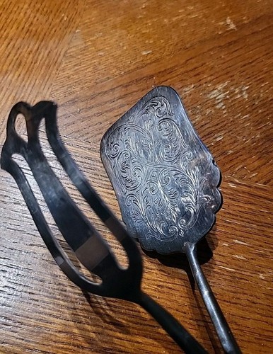 VTG Silverplate Pastry Cake Sandwich Scissor Tongs 8.5” Ornate Raimona Italy - Picture 5 of 7