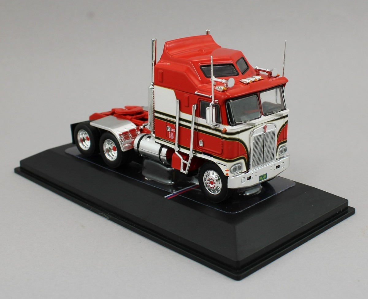 1:64 IXO Models *RED & WHITE* 1976 Kenworth K100 Aerodyne