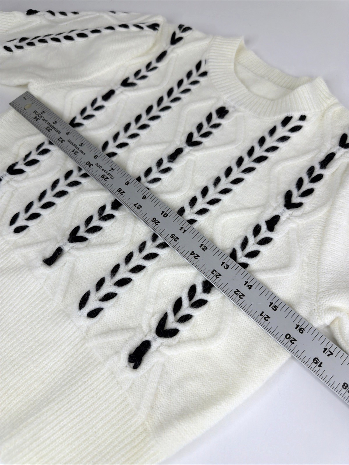 Commense Women’s Medium Contrast Binding Cable Kn… - image 6