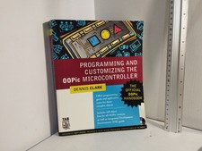 (Robotica Industriale)D CLARK-Programming Customizing OOPic Microcontroller/2003