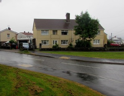 Foto 6x4 Ecke Varteg Road und Samson's Avenue, Varteg Abersychan Vi c2017