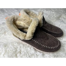 Womens Size 38 Brown Faux Fur Lined Moccasin Slippers Cozy Cabin Shoes