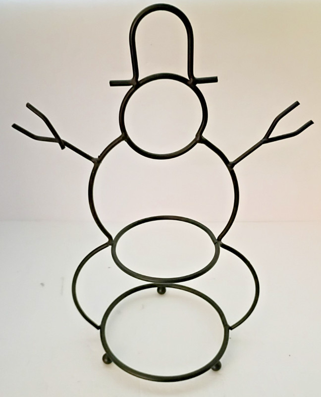Black Metal Snowman Mug Holder Display Rack Countertop Coffee Cup Stand Holiday 