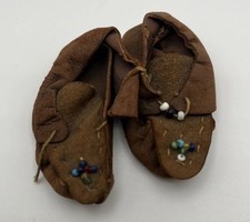 Vintage Small Moccasins Seed Bead Leather Handmade About 2.5  Long
