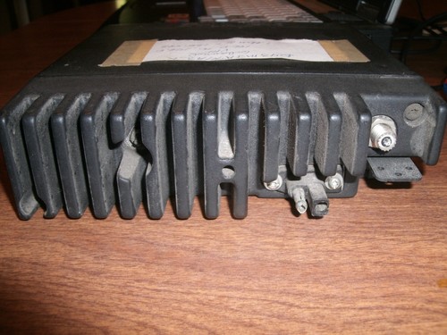 MOTOROLA MAXTRAC VHF MOBILE 2WAY RADIO - Zdjęcie 2 z 5