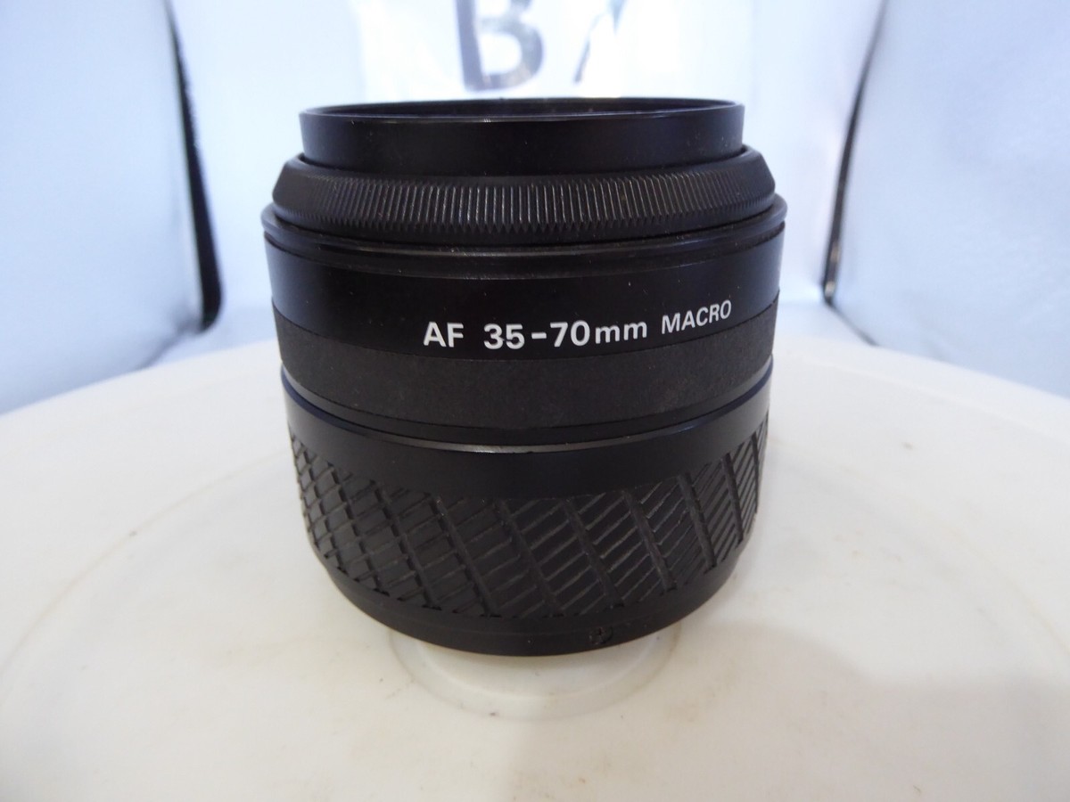 Yashica / Kyocera AF Macro 35-70 mm f/ 3.3-4.5 Macro Lens for 200
