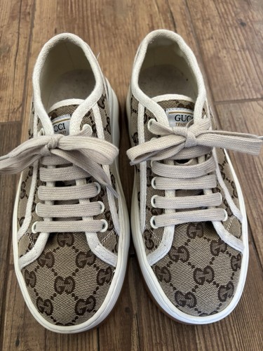 Gucci Tennis Sneakers Size 5