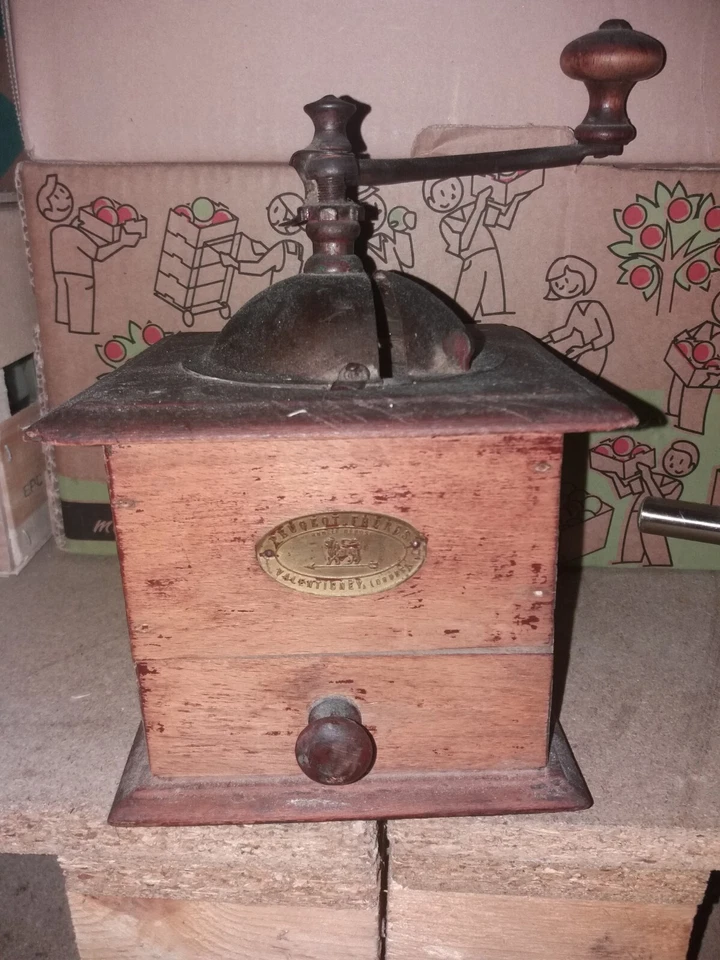 Moulin à Café Manuel en Bois - Marron - Photo 1/1