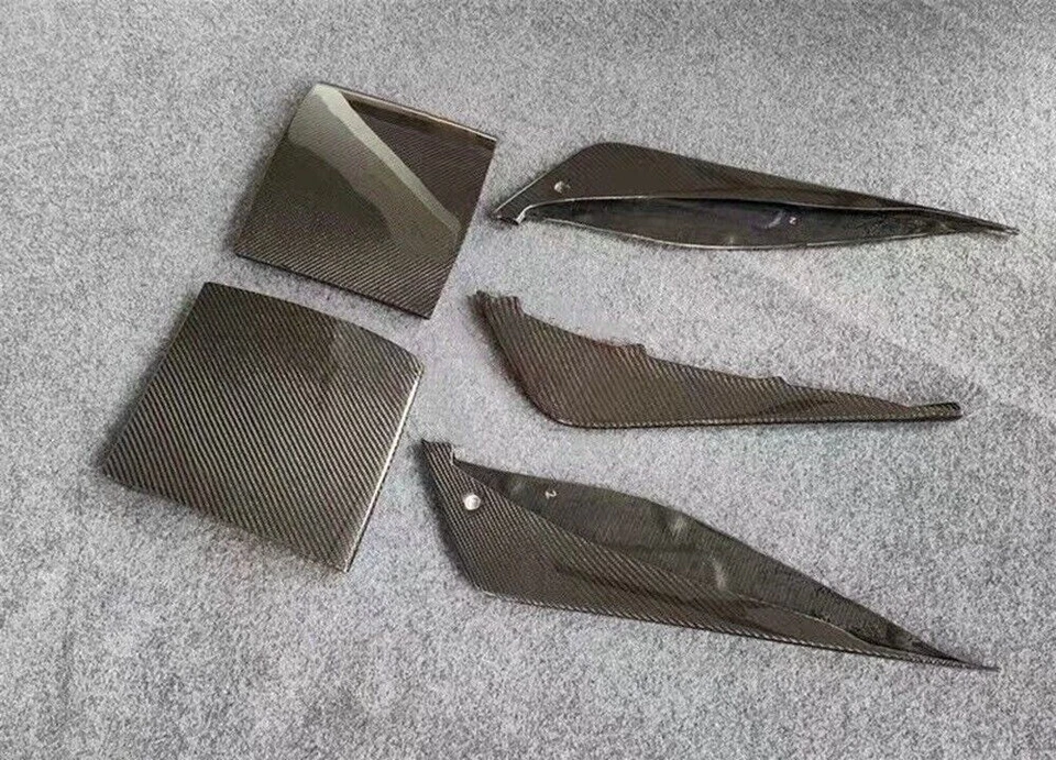 Carbon Fiber Car Rear Bumper Lip Parts For Ferrari California T 2015-2018 - Image 3 of 4