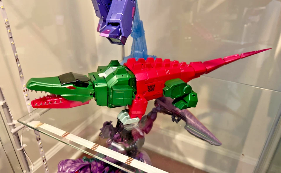 Fans Toys FT-51 Chomp (Skullcruncher) Masterpiece Scale *USA Seller* - Image 3 of 3