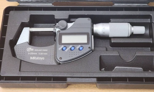 Mitutoyo 293-230-30 Digimatic Micrometer 0-25 Mm Spc Output MDC-25MX