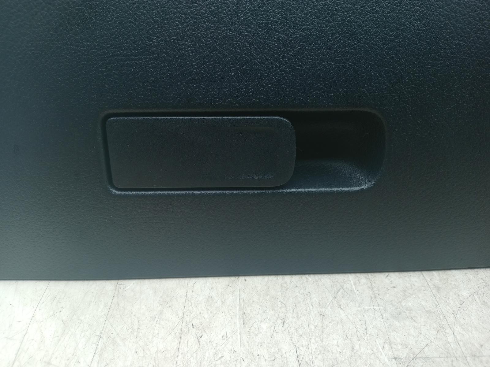 Picture 3 of 12