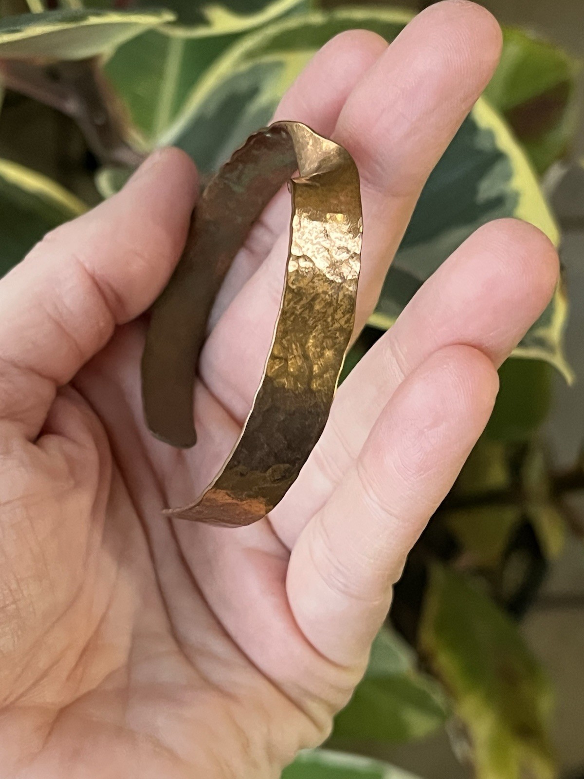 Artisan SIGNED Copper Cuff Bracelet Hammered, Twi… - image 5