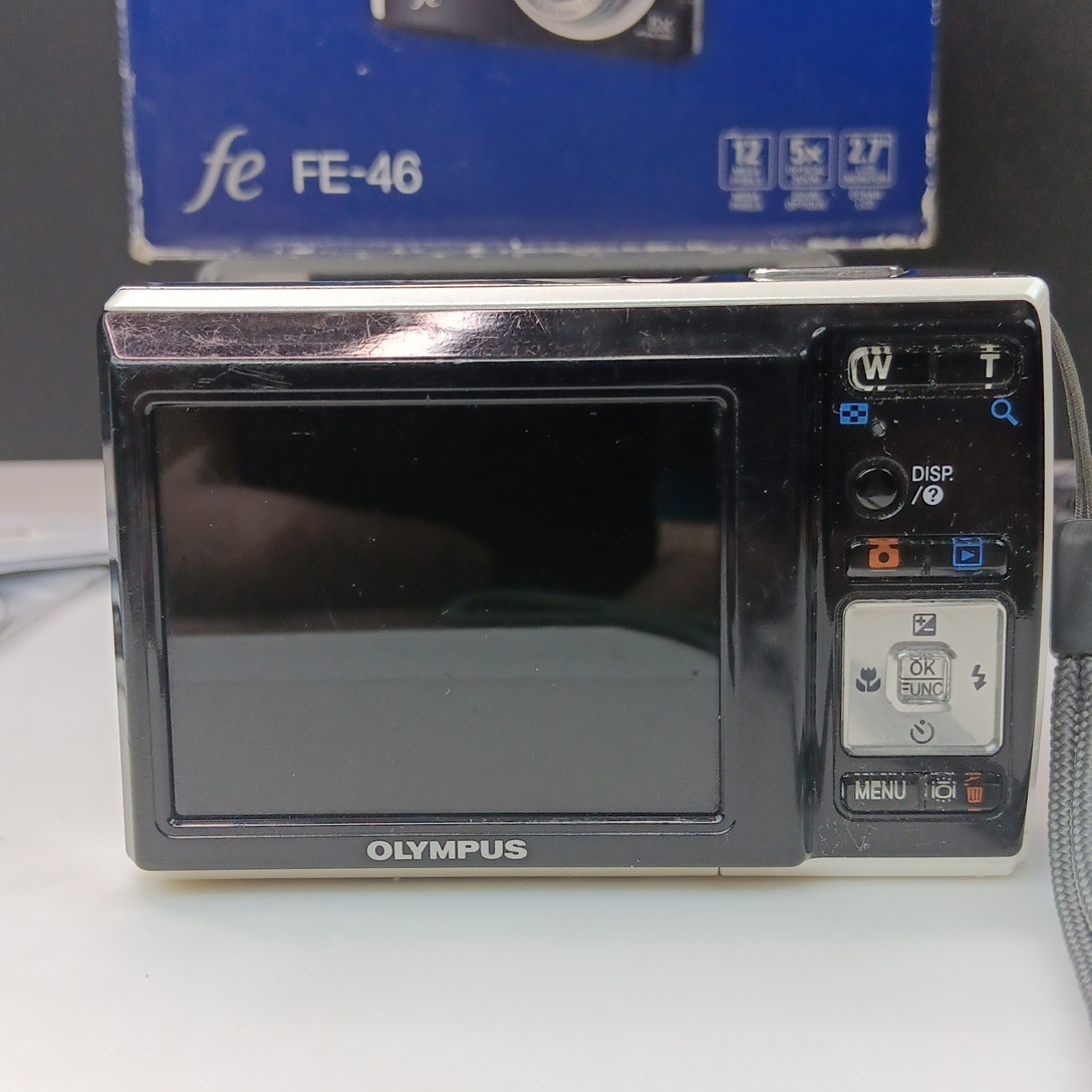 Olympus FE-46 Digital Camera w/ SD Card/Adapter, Box, Cords