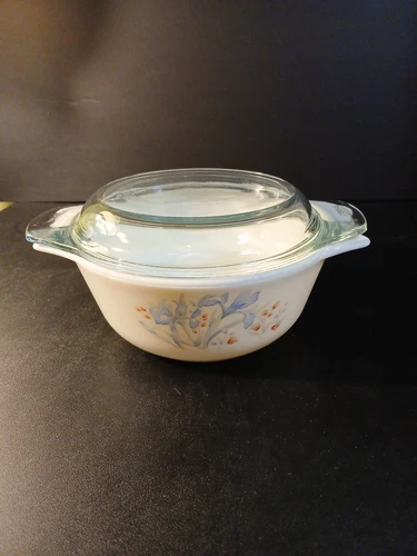 Vintage Pyrex England Blue Iris casserole dish w/ clear glass 6.5" Wide X 2.75"
