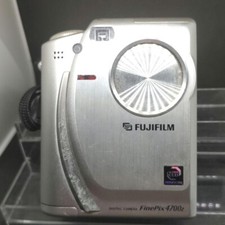 FUJIFILM FinePix 4700z Digital Camera 4.3MP Limited Silver JAPAN