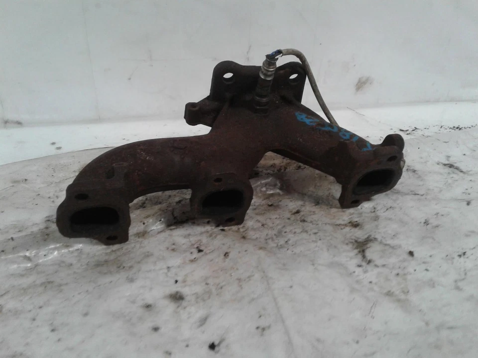 Used Rear Right Exhaust Manifold fits: 2007 Saturn Aura 3.5L R. rear Rear Right - Image 2 of 4