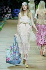 πUSπ rare RUNWAY SS2011 D&G Dolce&Gabbana maxi pink lace dress IT 40