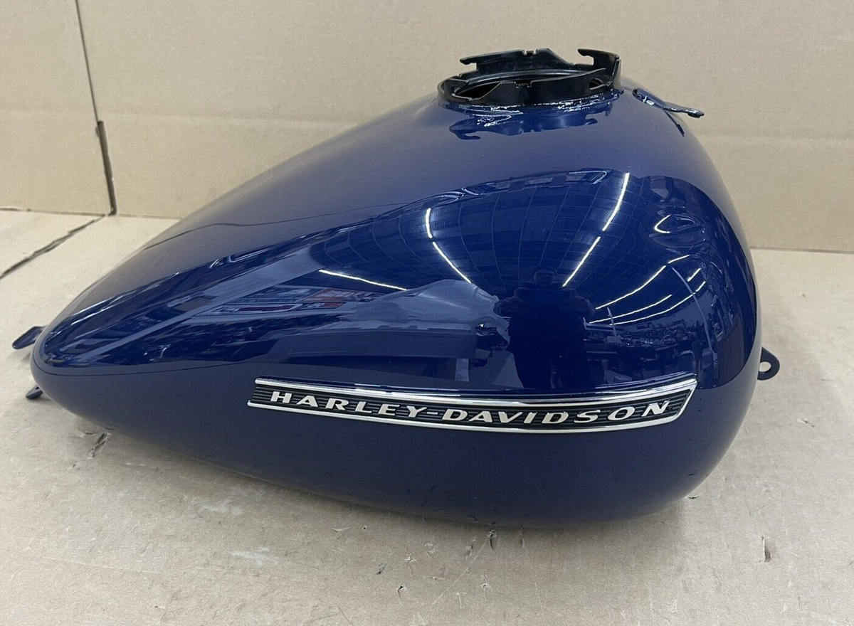 2019 OEM Harley-Davidson FLHXS Street Glide Touring Gas Tank