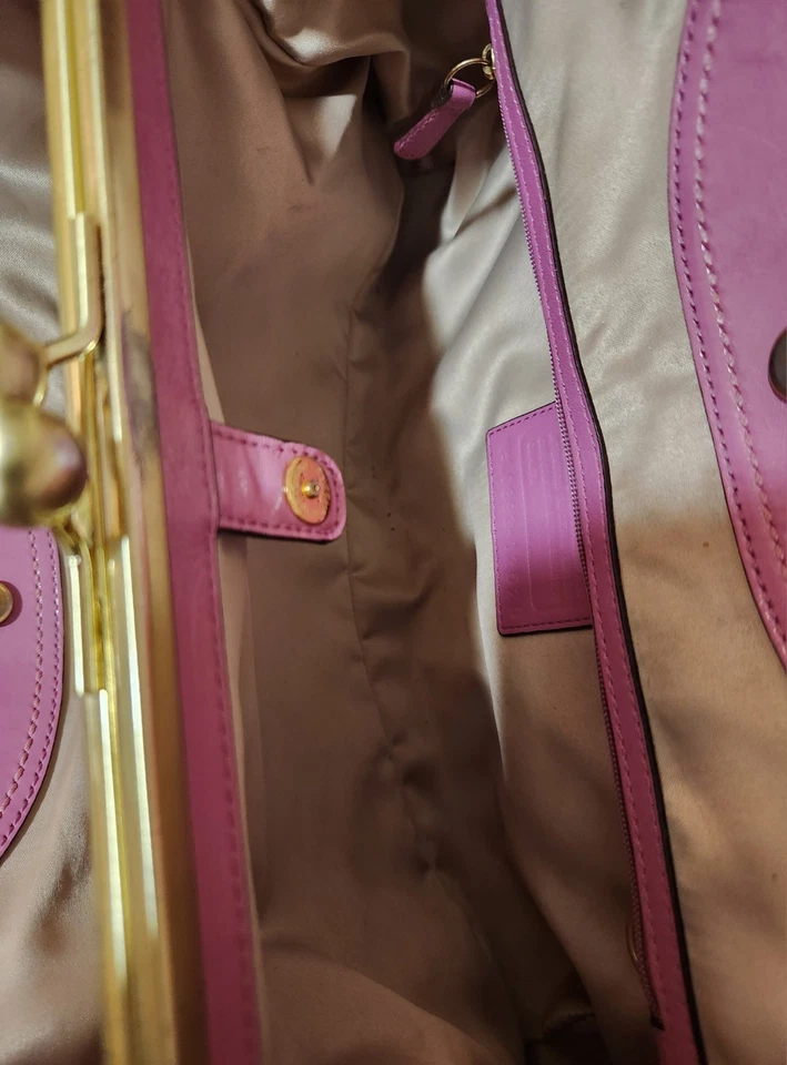 Coach Ergo - Pink Patent Leather With Kiss Lock - #12520  - Image 3 of 4