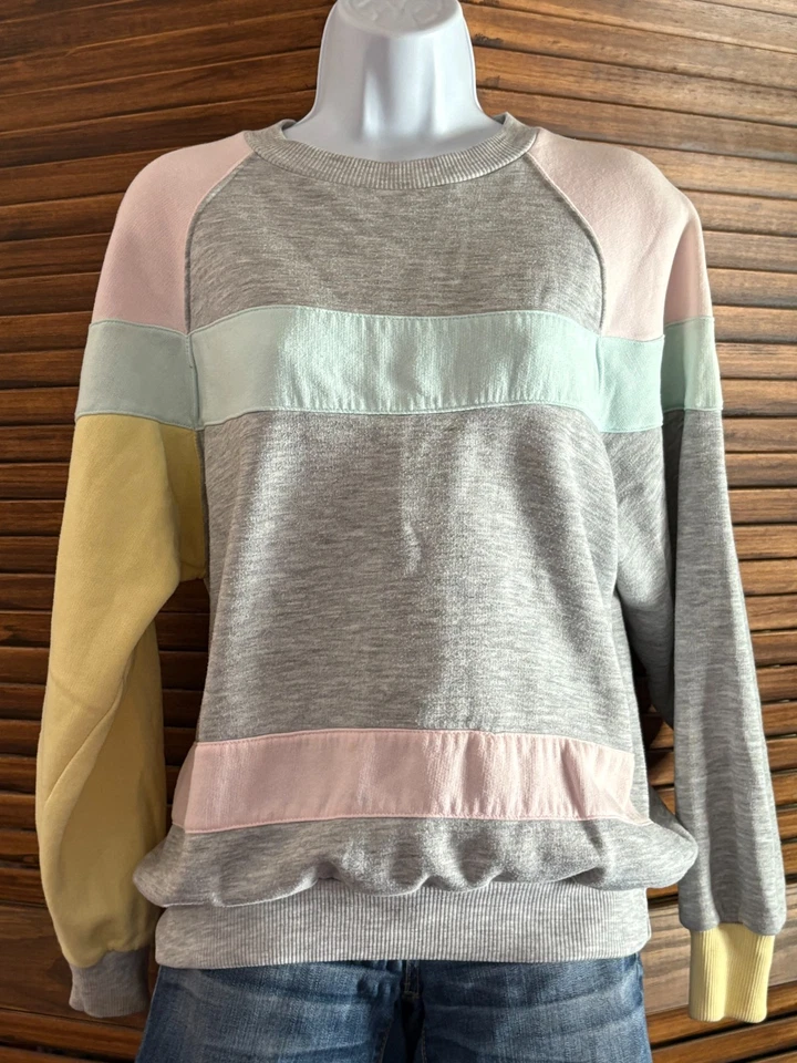 1980's Outside Interests Color Block Striped Sweatshirt Size Medium - Image 3 of 4