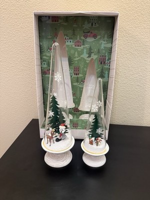 Disney Parks Yuletide Farmhouse Holiday Mickey & Minnie Set of 2 Pedestal Domes