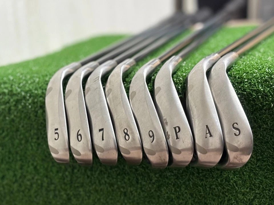 ◼️8pcs◼️ Lefty XXIO 4 Iron Set 8clubs 5-9,P,A,S Shaft MP400 Flex S Stiff Used - Image 2 of 4