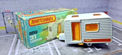 MATCHBOX No. 31 CARAVAN WHITE IN OB LESNEY ENGLAND