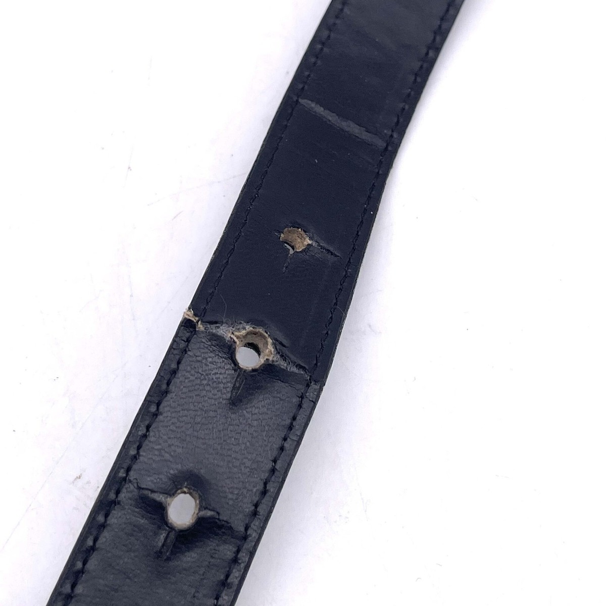 Genny gold toned signature buckle Genny Gold Tone Buckle Belt Size 44 Black Adjustable 39 Inch  main image 4