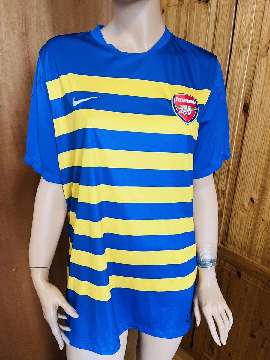 Nike blue and deals yellow shirt