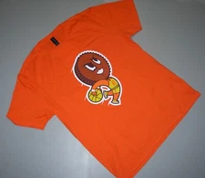 Gildan Reese’s Peanut Butter Cup Cuppy Basketball T-Shirt Mens L Orange