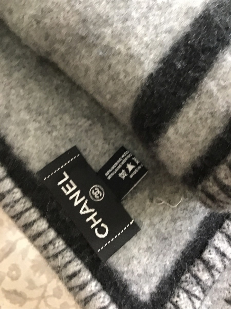 Chanel Throw Wool And Cashmere Thick Heavy Stitched Trim